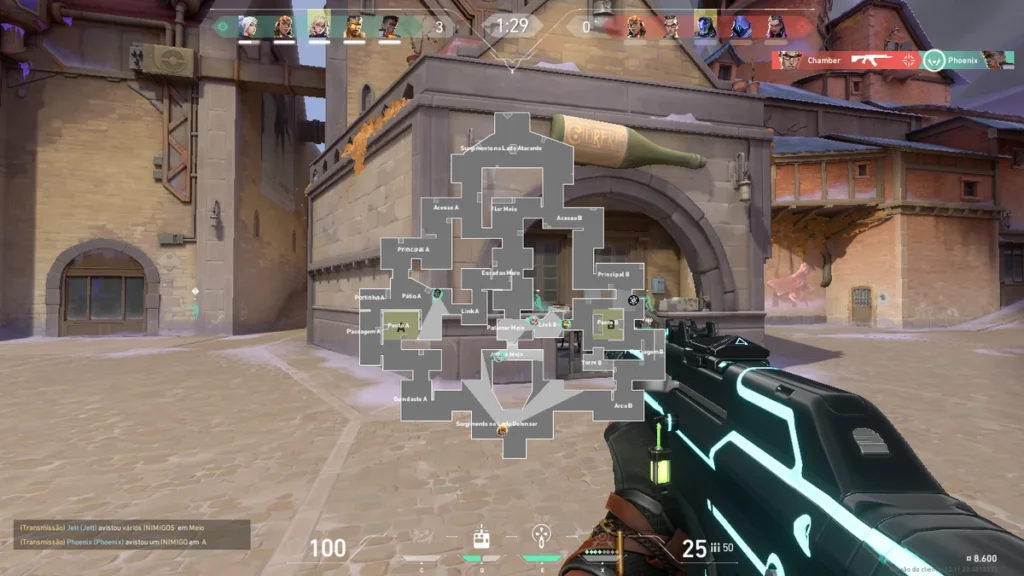 Screenshot de partida de Valorant no mapa Ascent mostrando visão em primeira pessoa com rifle equipado e minimapa ampliado no centro da tela. Interface exibe placar da rodada, posicionamento das equipes e chamada tática durante confronto competitivo do jogo FPS da Riot Games.